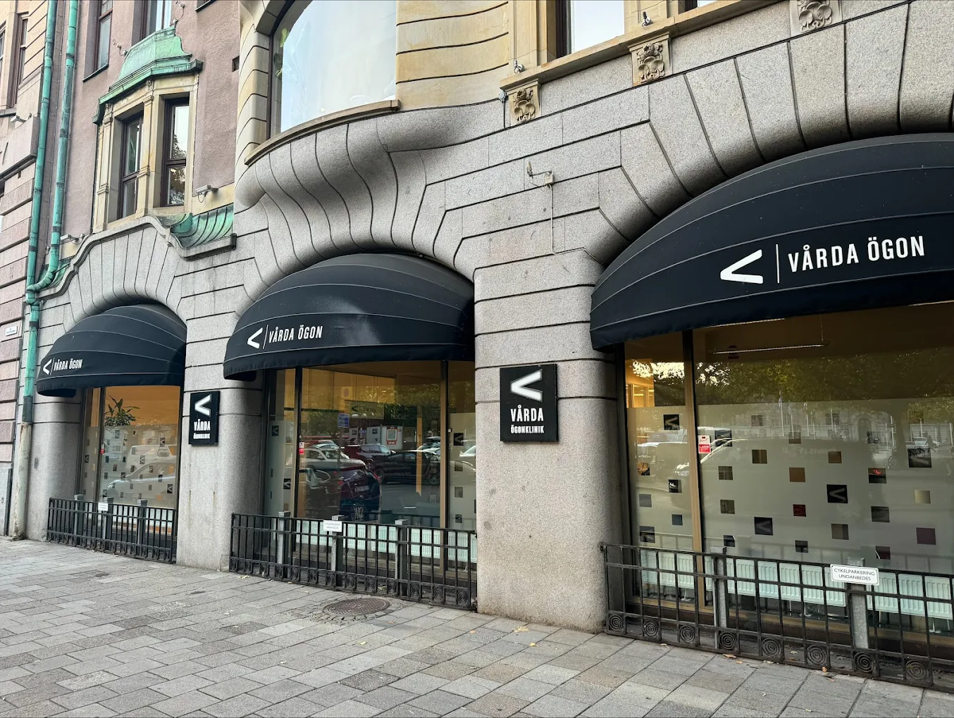 Övre högra bilden i komponerad layout