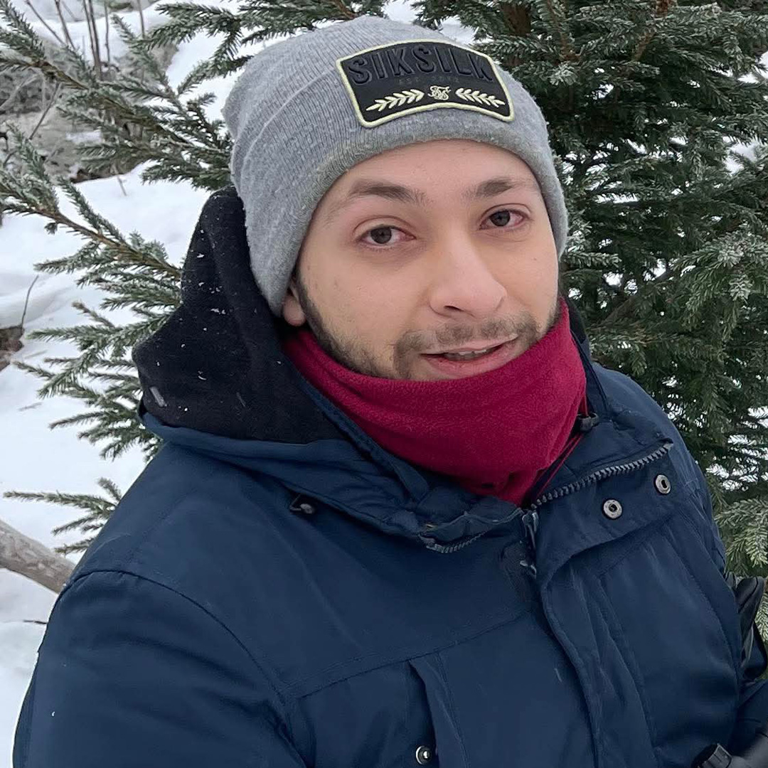 "Jag är supernöjd med operationen då har det gått drygt 3 år. Jag kan äntligen träna fritt utan störningar (glasögon) "