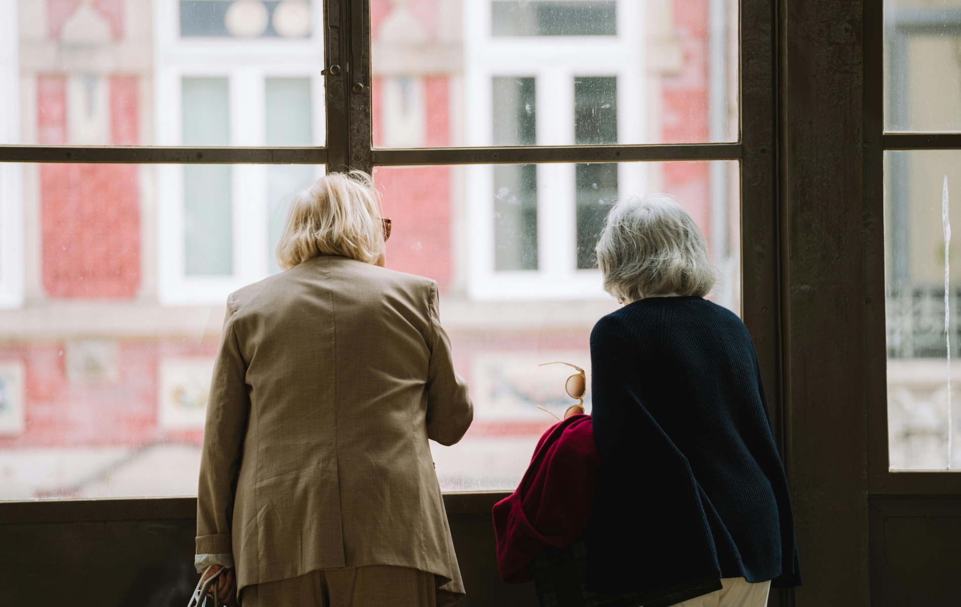LIVET ÄR VACKERT.
LÅT INTE SYNEN STÅ I VÄGEN FÖR ATT UPPLEVA DET.